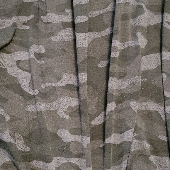 Camo Lularoe - Picture 2 of 3
